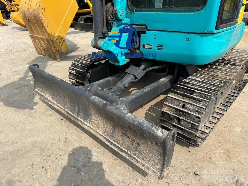 Kubota U 35 小型挖掘机