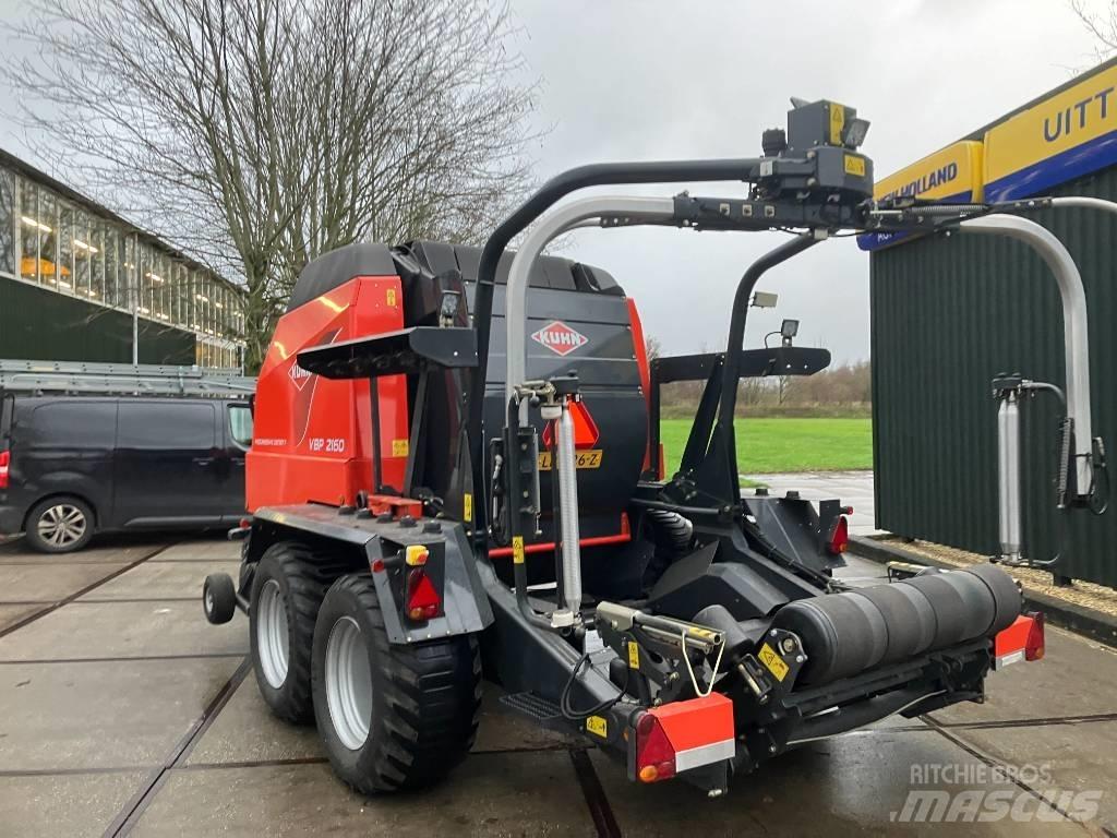 Kuhn VBP 2160 圆捆打捆机