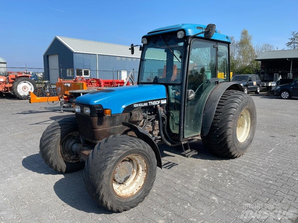New Holland TN 90 F 拖拉机/农用车