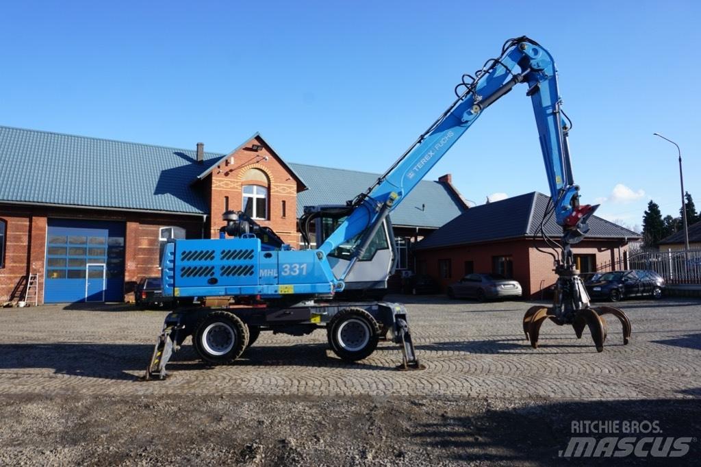 Fuchs MHL 331 工业挖掘机