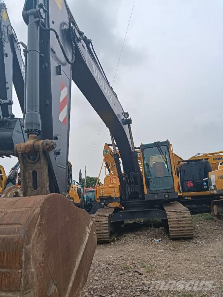 Volvo EC 210 履带挖掘机