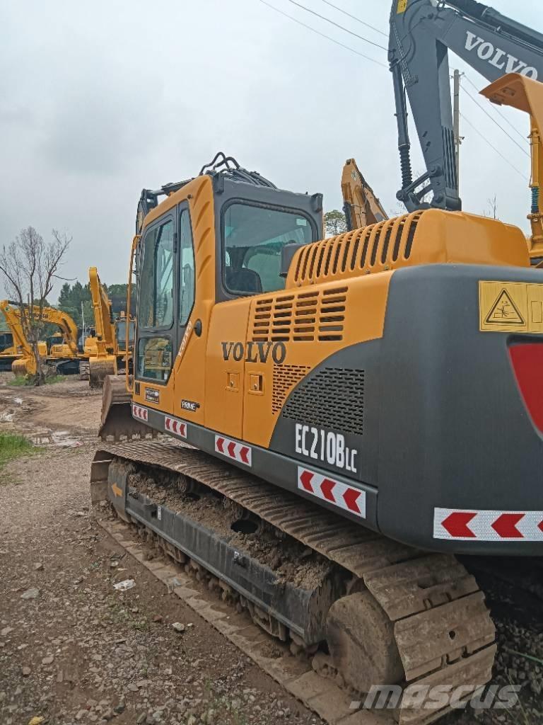 Volvo EC 210 履带挖掘机