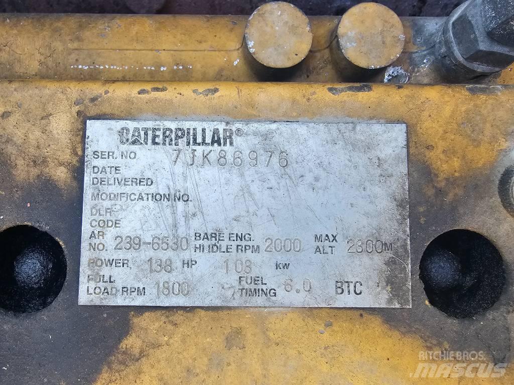 CAT 321C 履带挖掘机