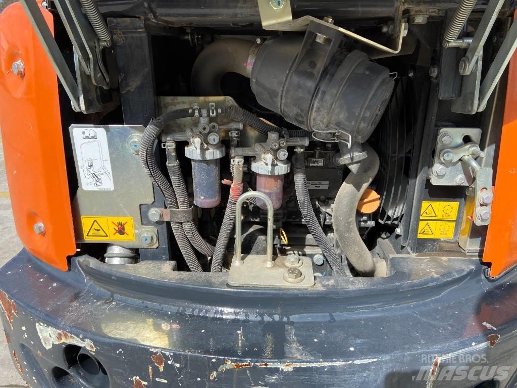 Hitachi ZX 19 U-6 小型挖掘机