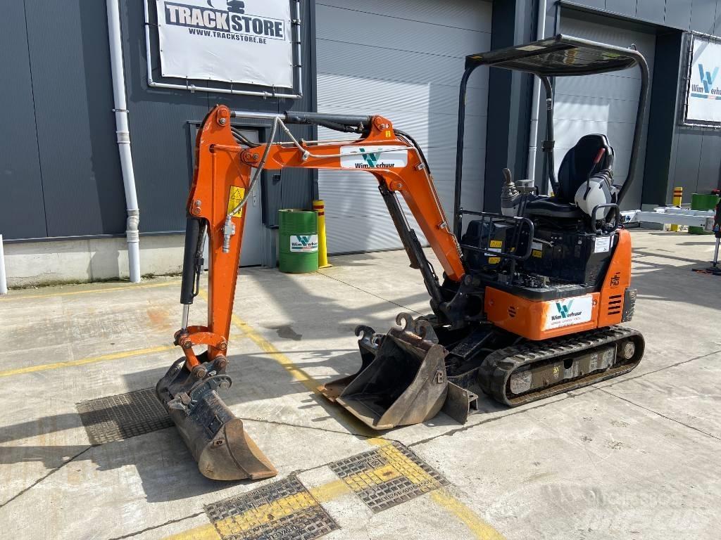 Hitachi ZX 19 U-6 小型挖掘机