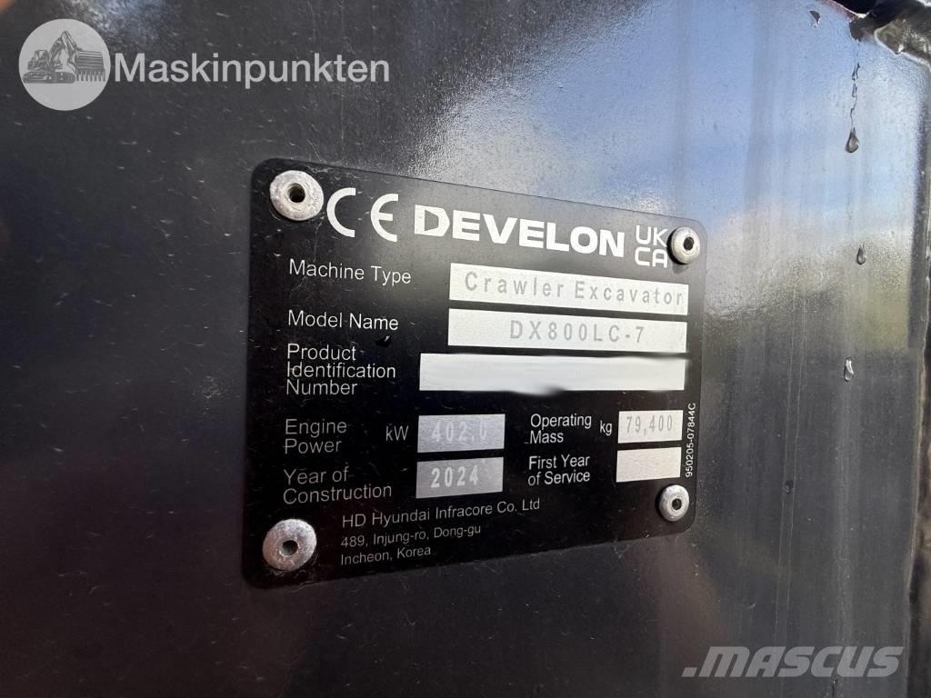 Develon 800 LC 履带挖掘机