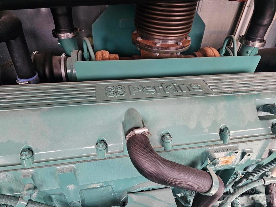 Perkins 800 KVA 柴油发电机
