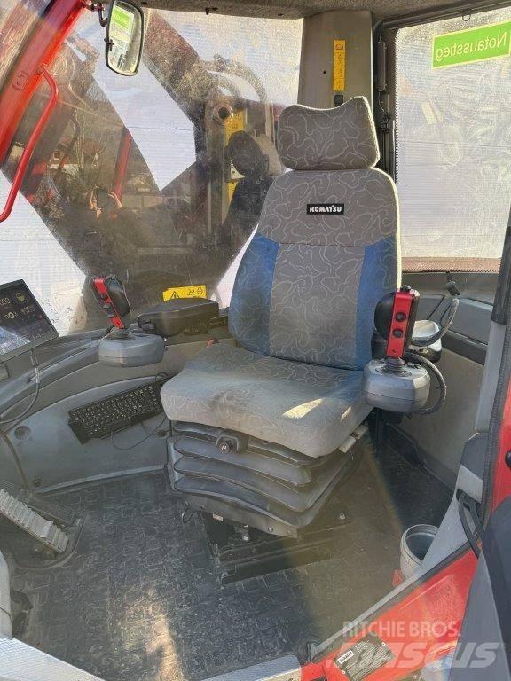 Komatsu 931 XC 收割机