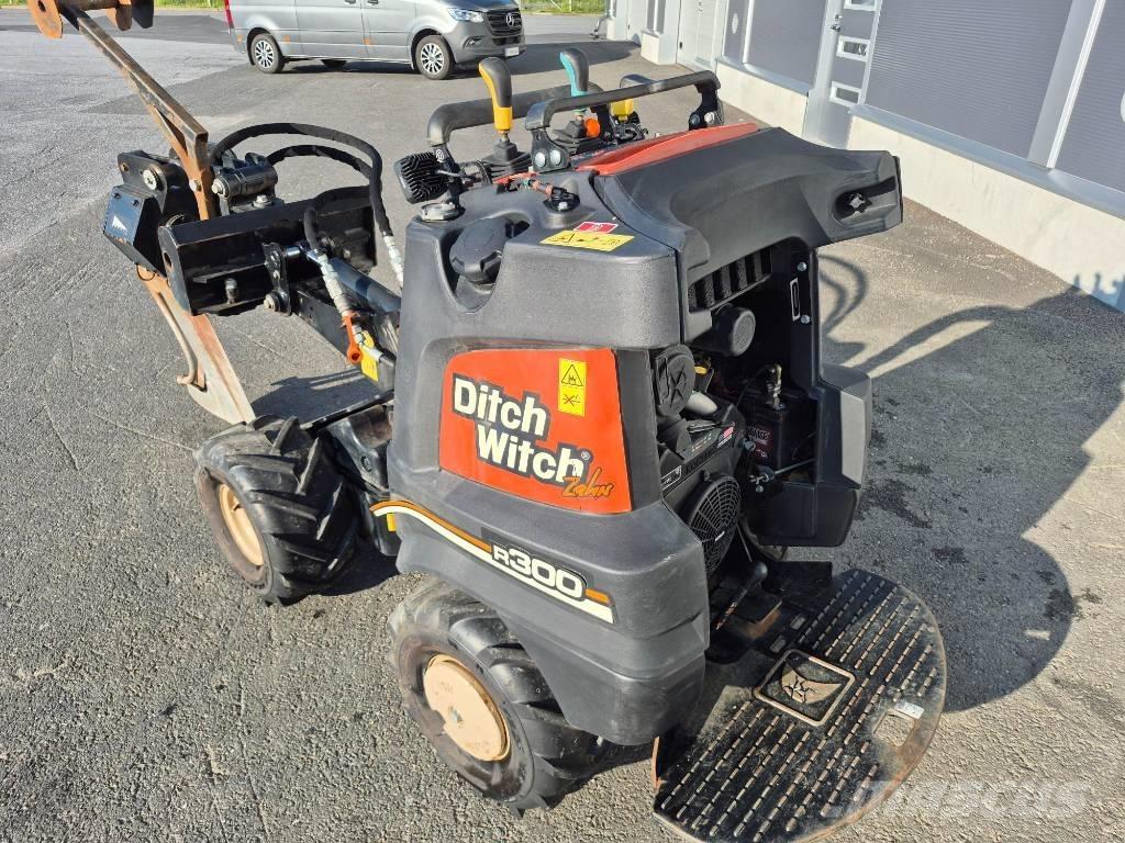 Ditch Witch R300 挖沟机