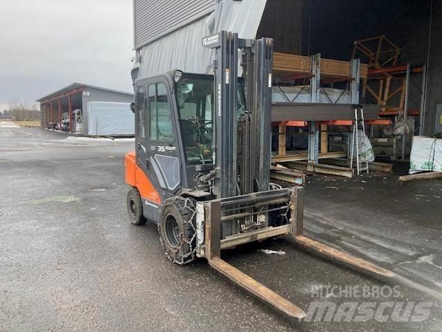 Doosan D35C-7 柴油叉车