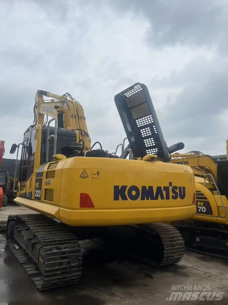 Komatsu PC 220-8 履带挖掘机