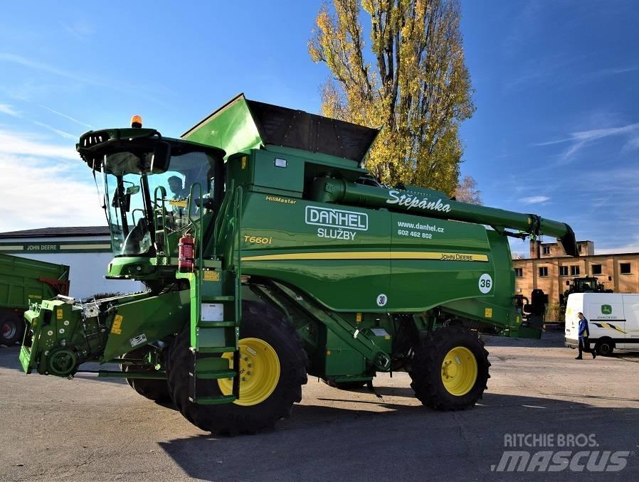 John Deere T 660 联合收割机