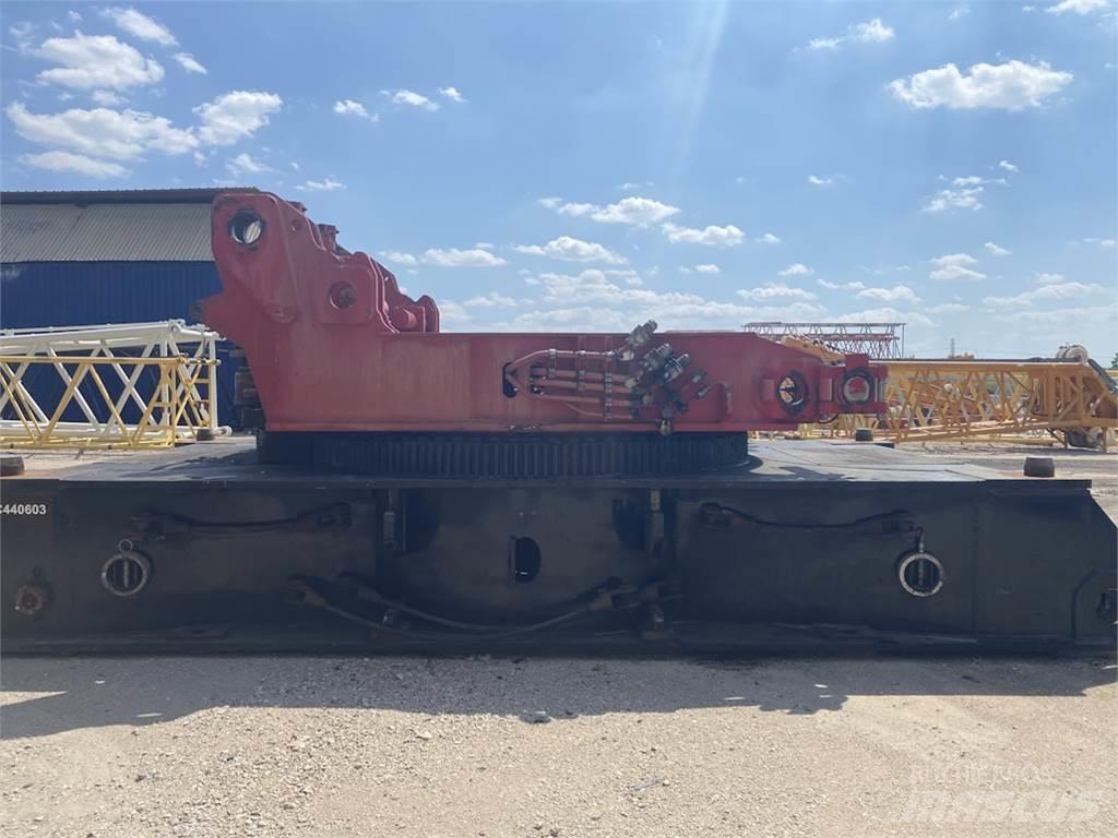 Manitowoc 16000 履带起重机