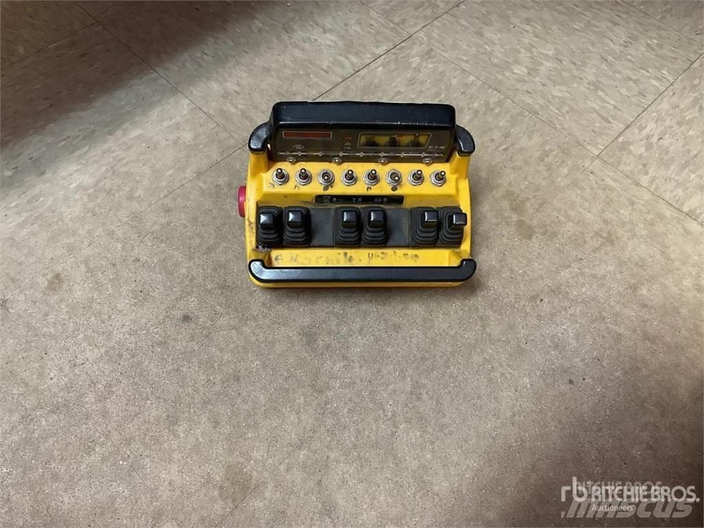 Elliott E160 起重车