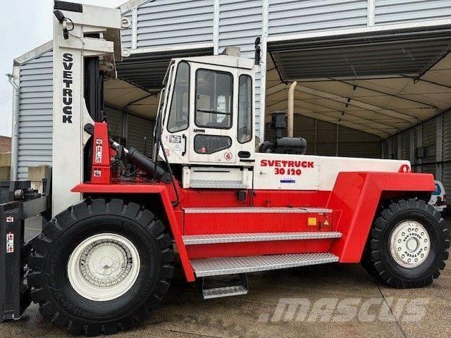 Svetruck 30120-46 柴油叉车