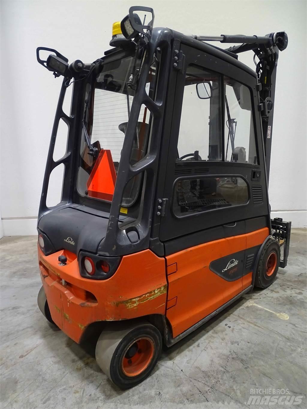 Linde E25L-01 电动叉车