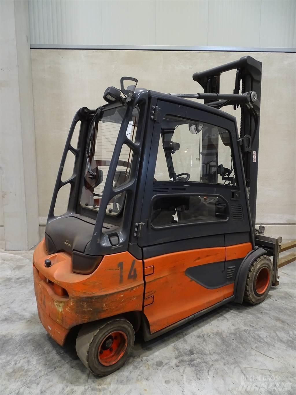 Linde E35L-01 电动叉车
