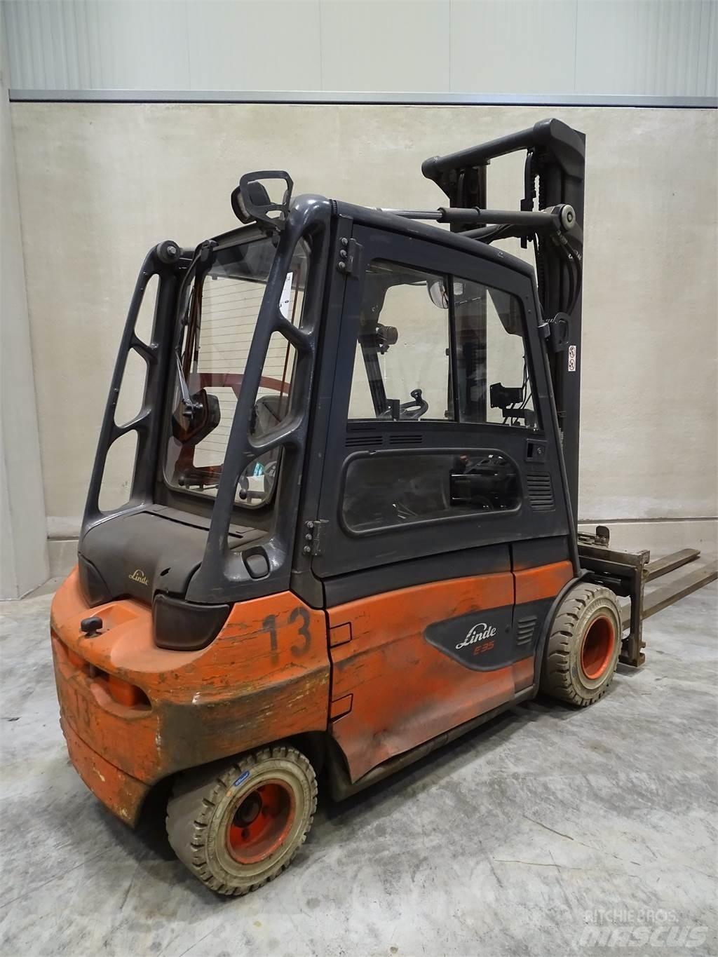Linde E35L-01 电动叉车