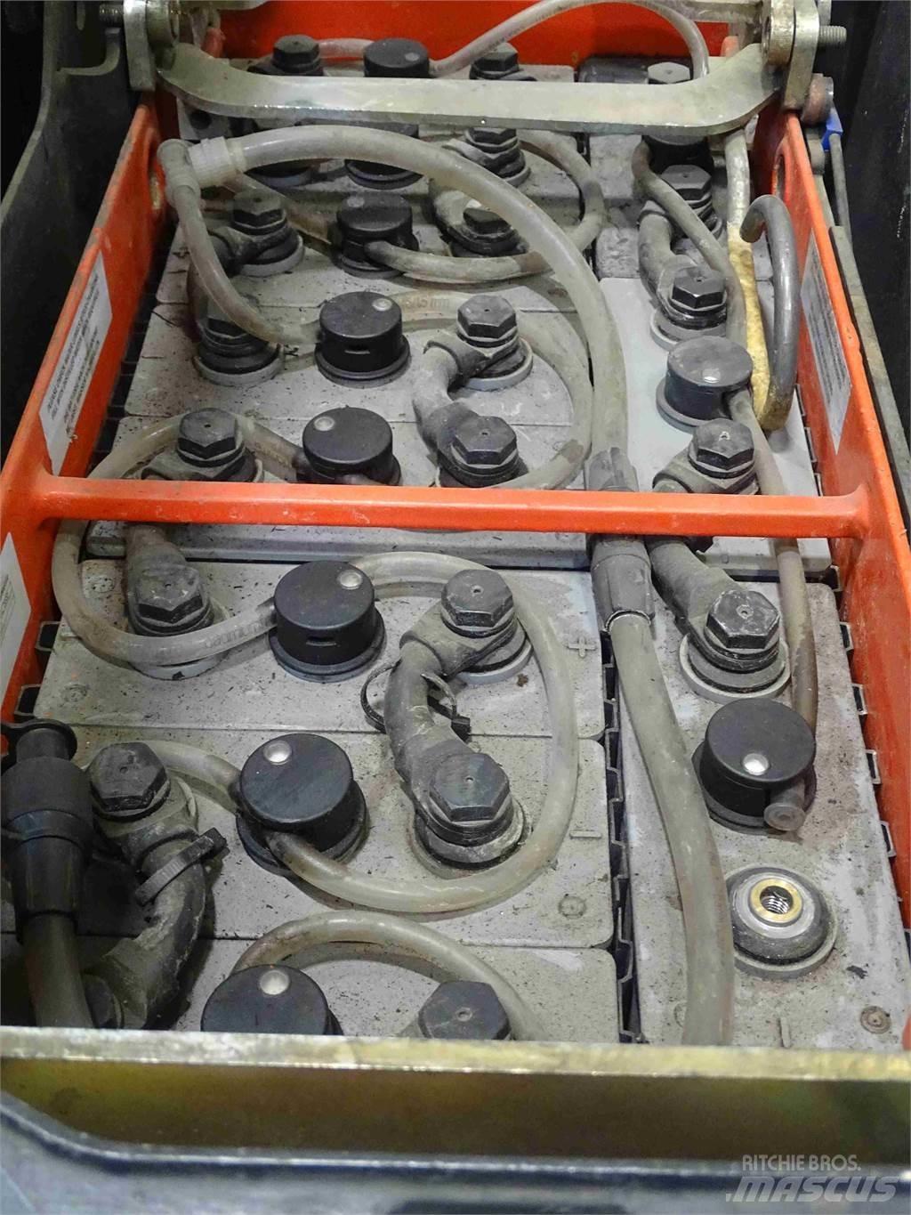 Linde L12LSP 手推堆垛车