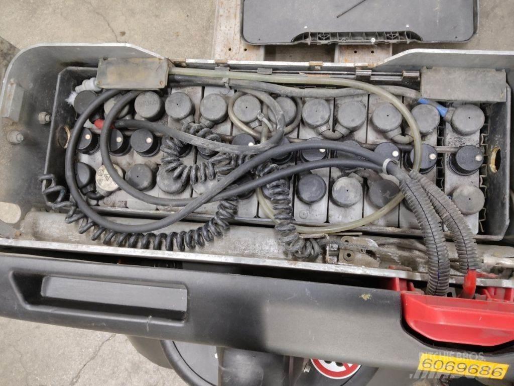Still ECU20 手摇升降机