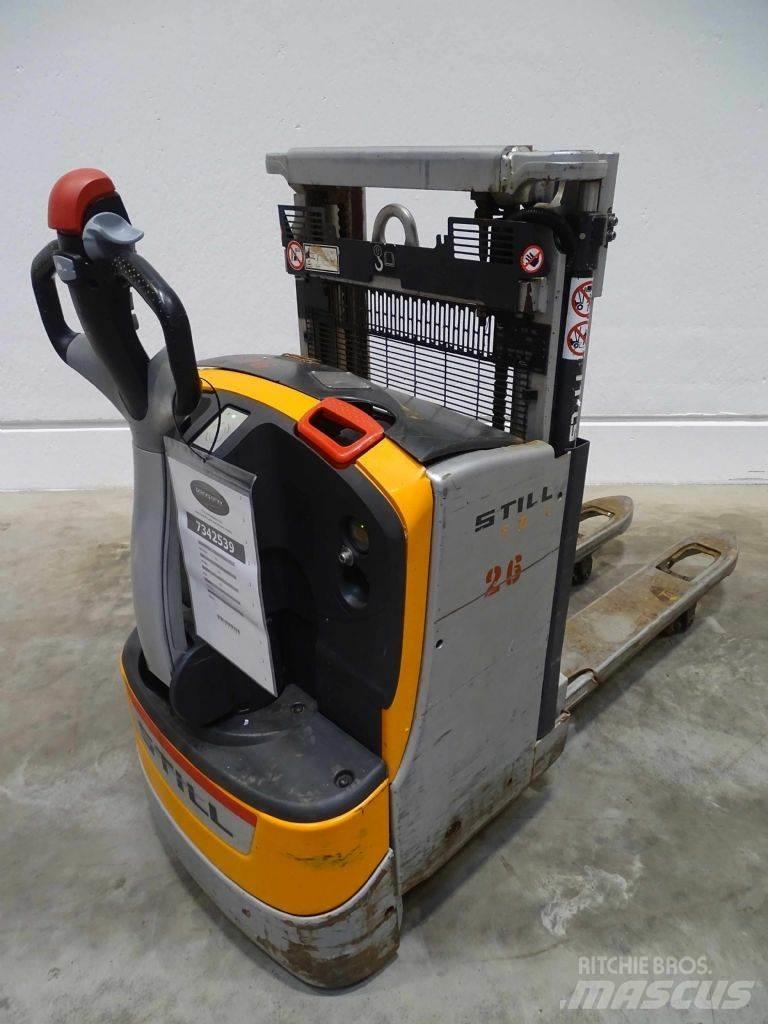 Still EXD18L 手推堆垛车