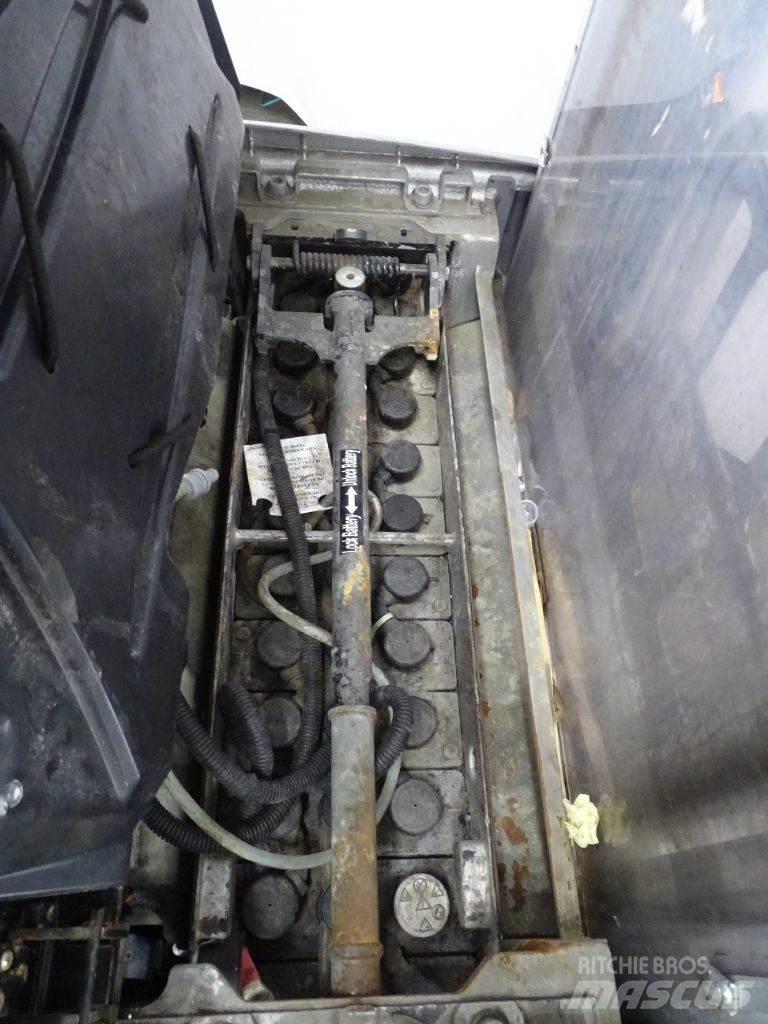 Still EXV16I 手推堆垛车
