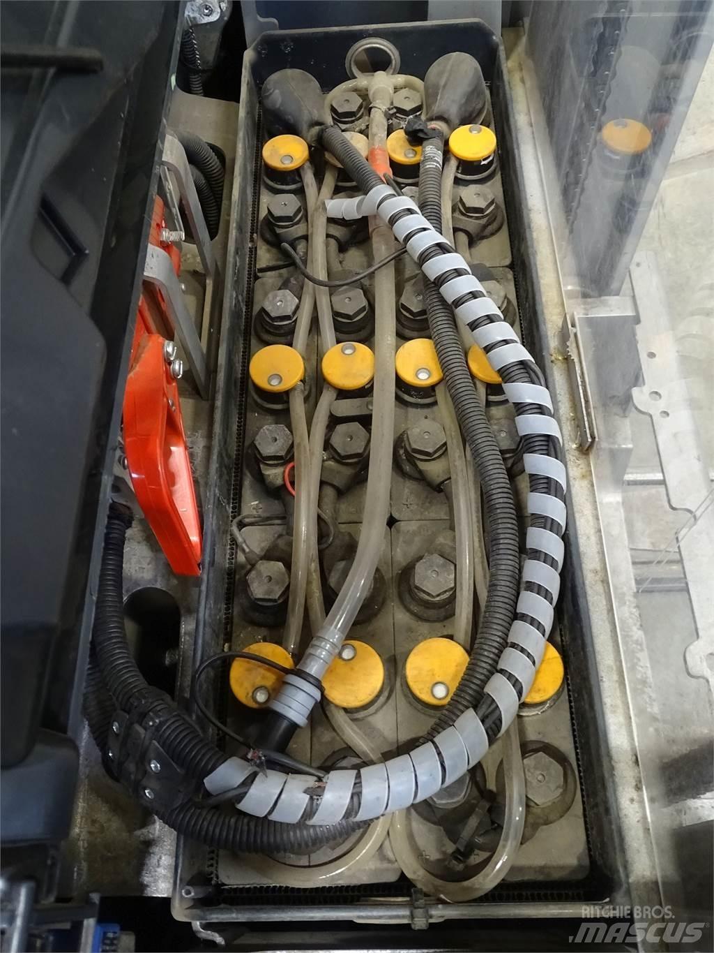 Still EXV16I 手推堆垛车