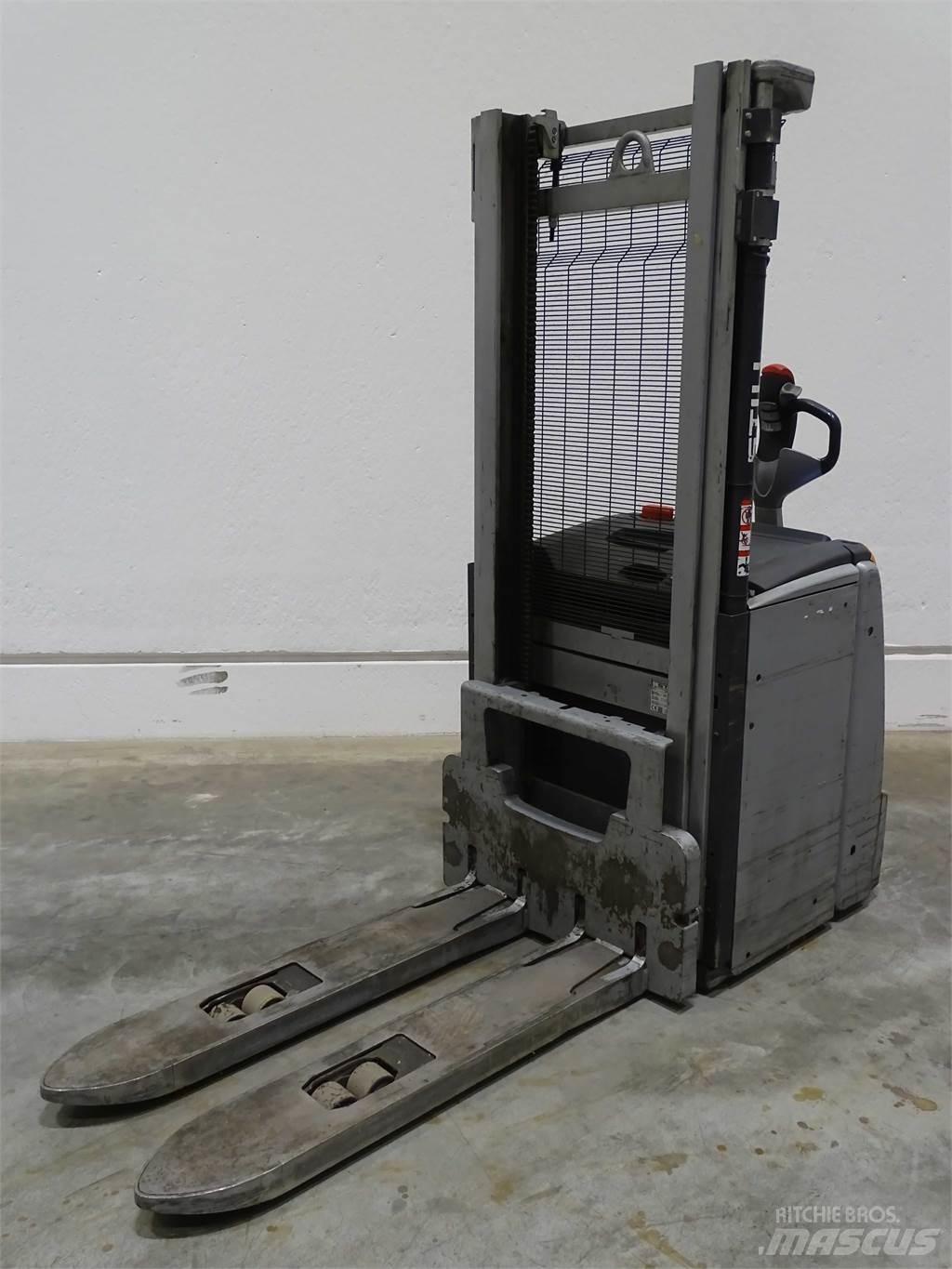 Still EXV20 手推堆垛车
