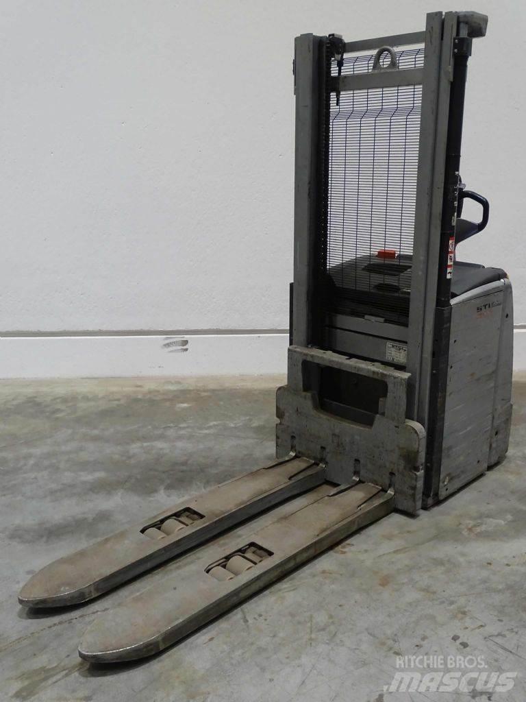Still EXV20I 手推堆垛车