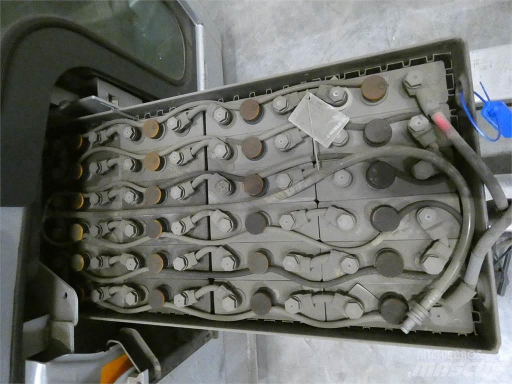 Still LTX70 搬运车