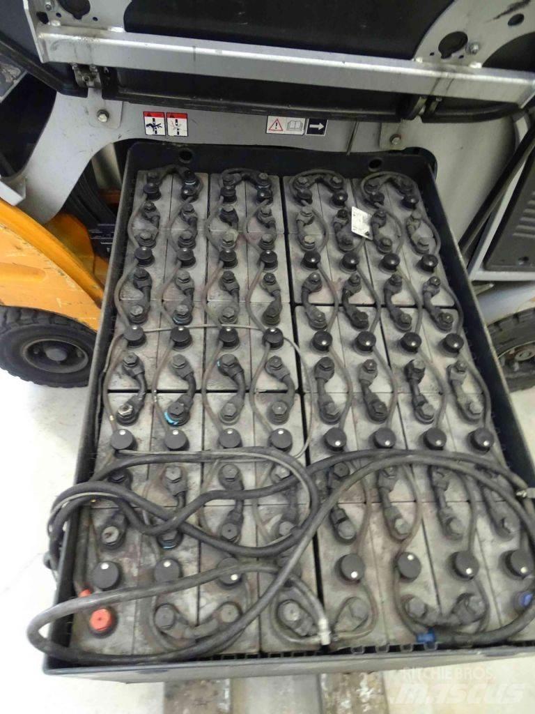 Still RX60-25/600 电动叉车