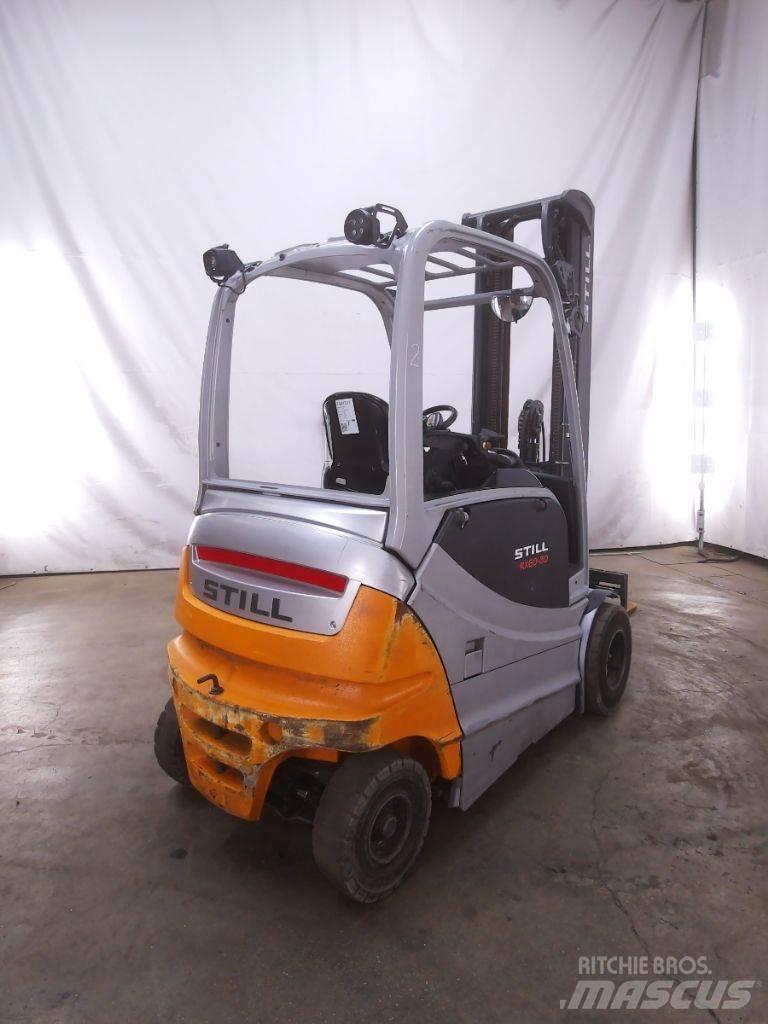 Still RX60-30 电动叉车