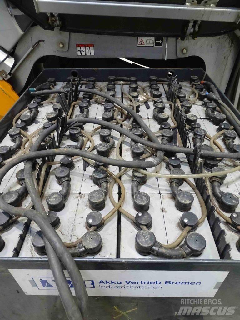 Still RX60-30L 电动叉车
