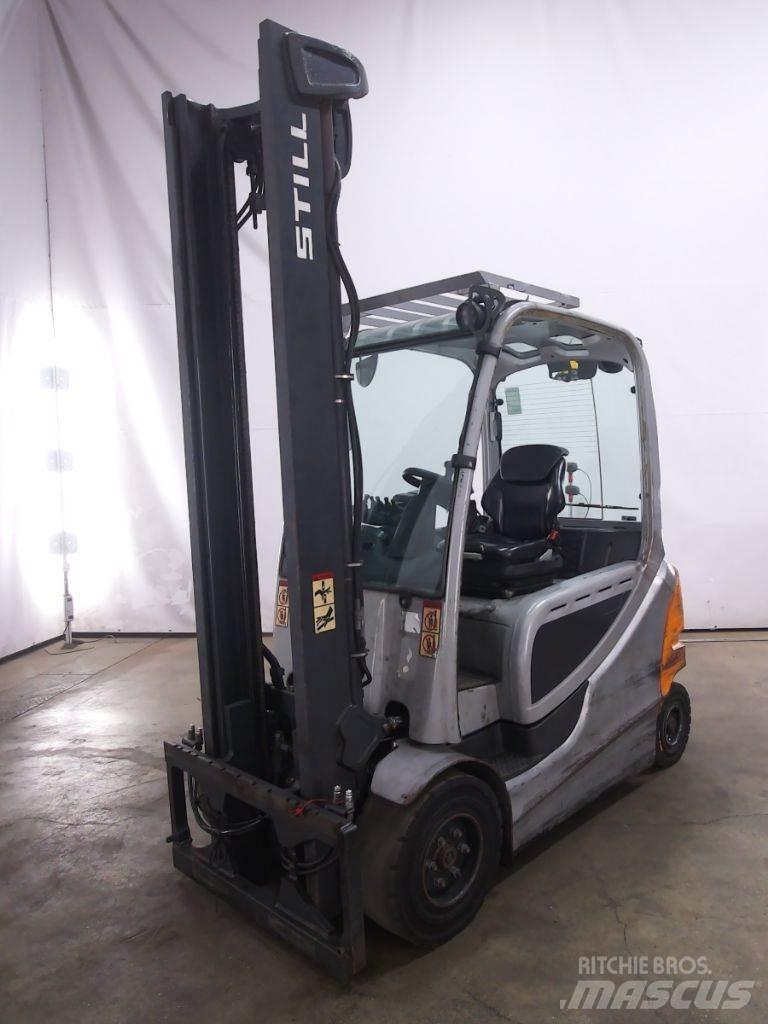 Still RX60-30L 电动叉车