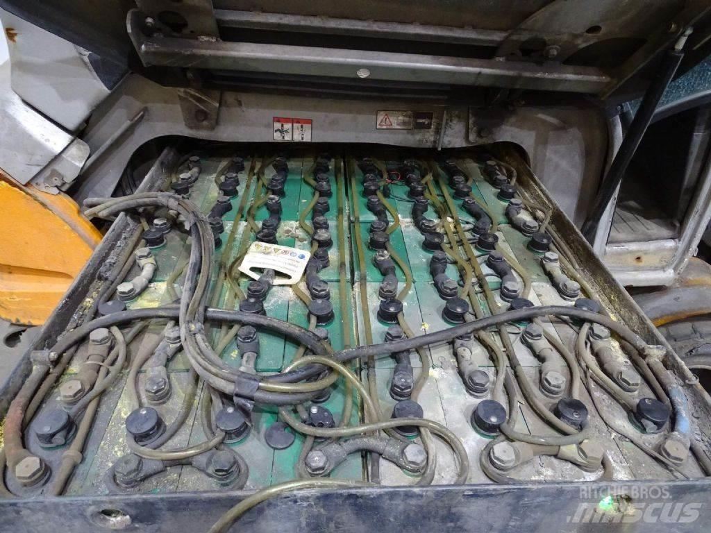 Still RX60-35 电动叉车