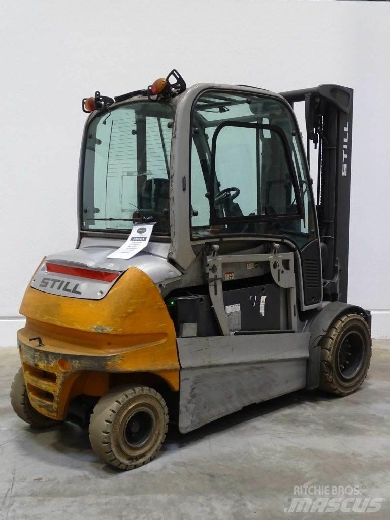 Still RX60-45 电动叉车
