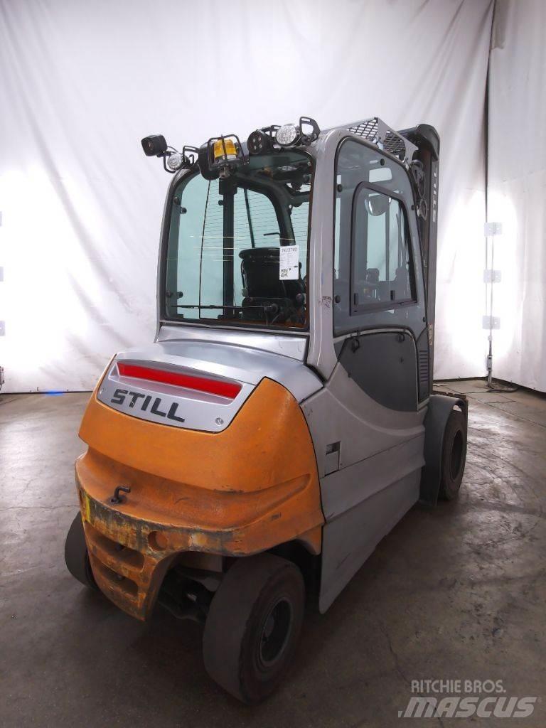 Still RX60-45 电动叉车