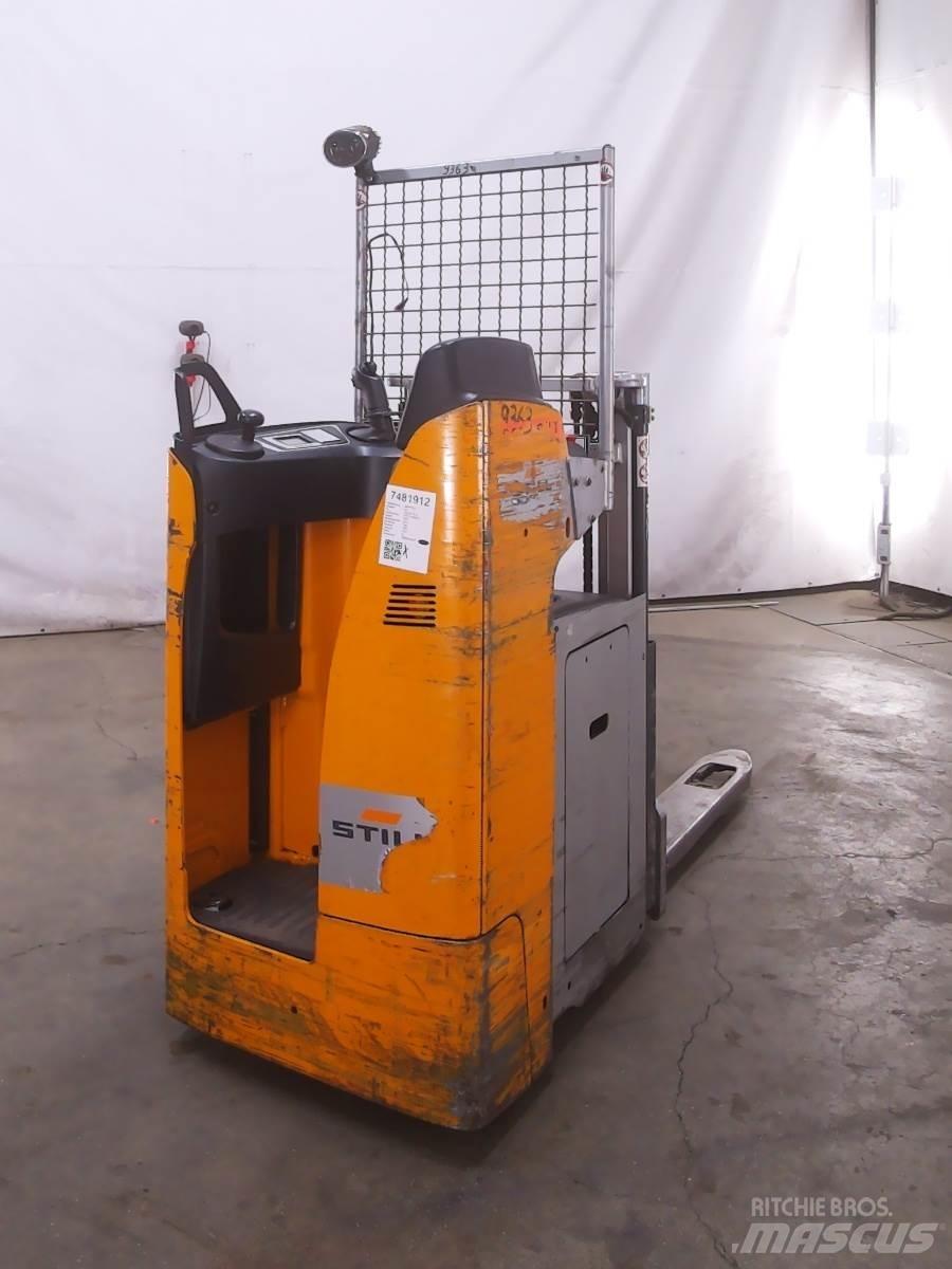 Still SXD20 手推堆垛车