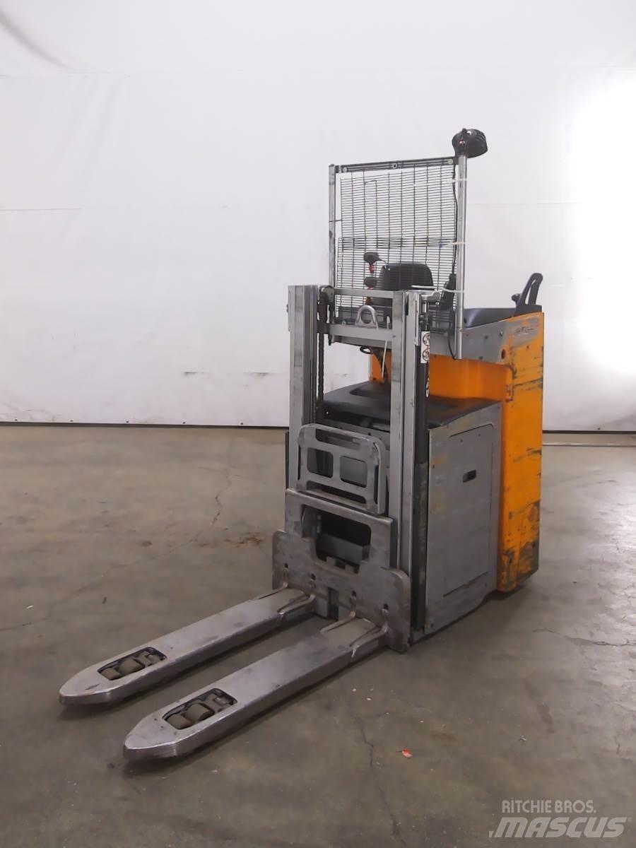 Still SXD20 手推堆垛车