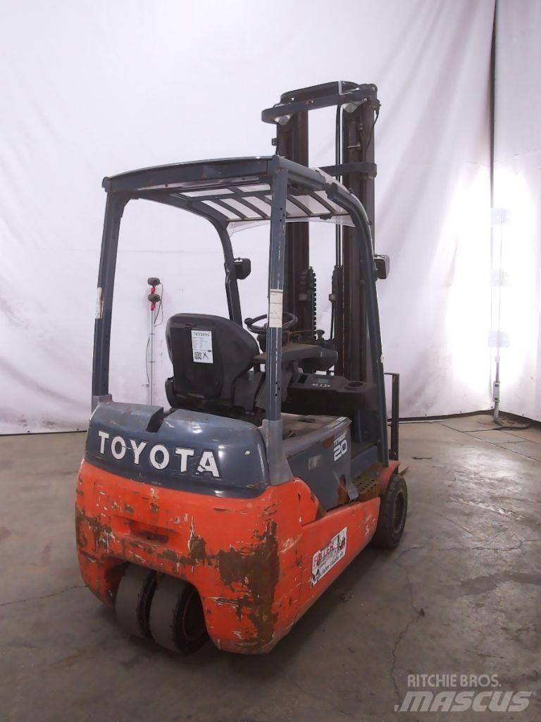 Toyota 8FBET20 电动叉车