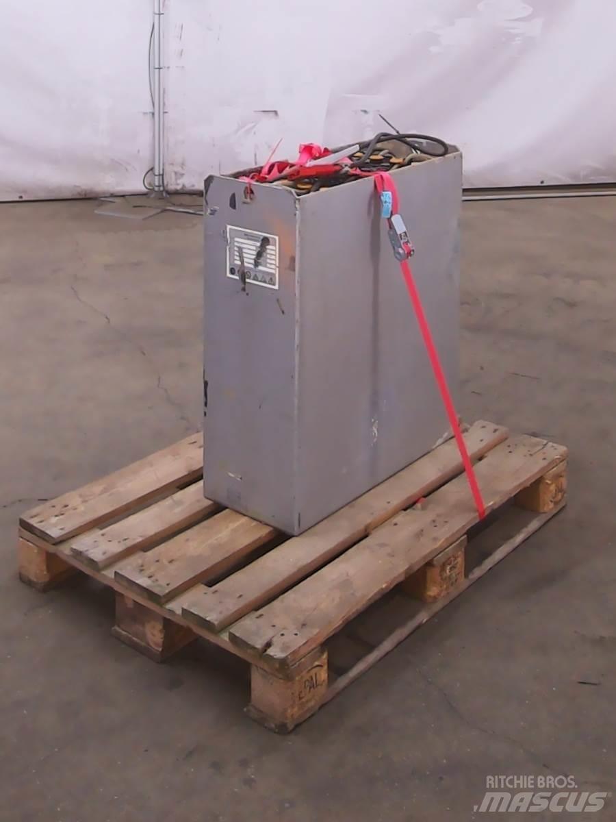  Weitere 24V465AH 其他叉车