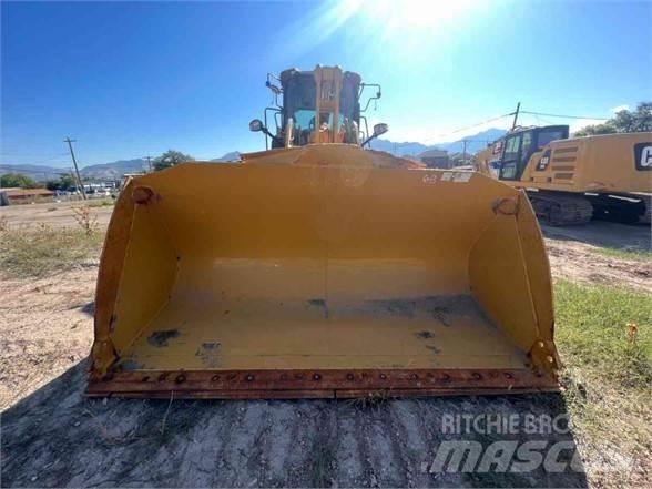 CAT 938M 轮式装载机