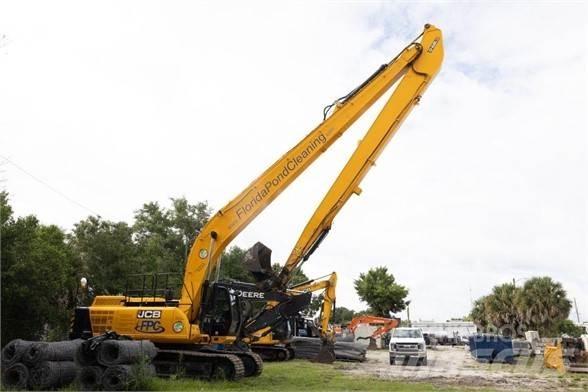 JCB JS370 履带挖掘机