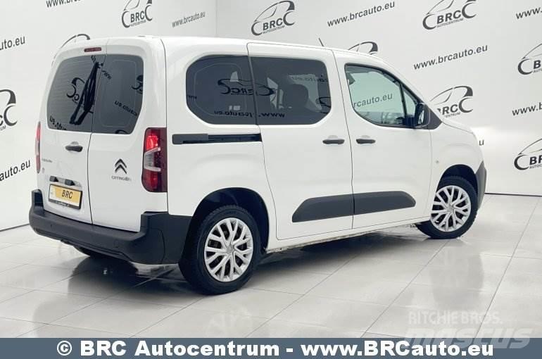Citroën Berlingo 迷你巴士