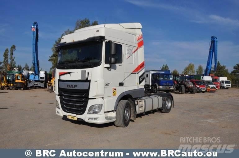 DAF XF 牵引车