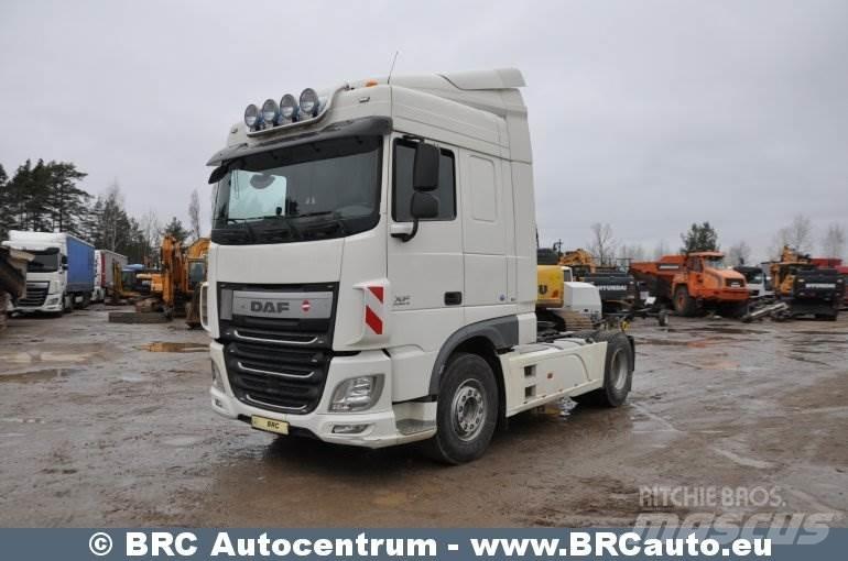 DAF XF 牵引车