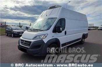 Fiat Ducato 冷藏面包车