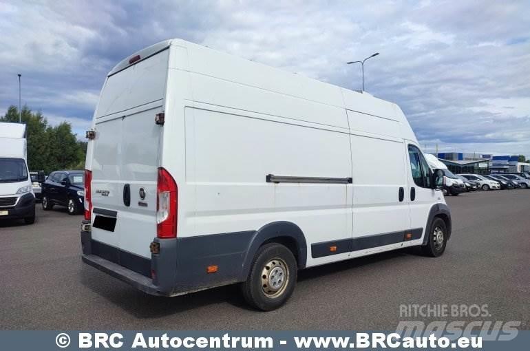 Fiat Ducato 冷藏面包车