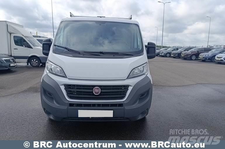Fiat Ducato 商务面包车