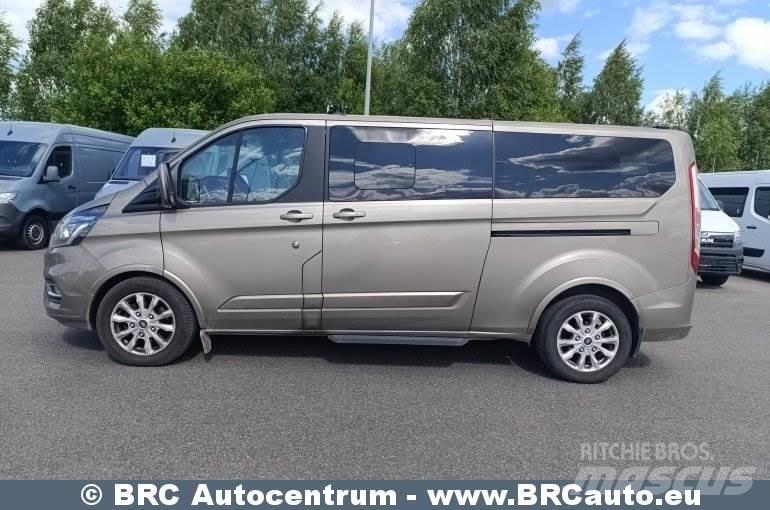 Ford Tourneo Custom 迷你巴士